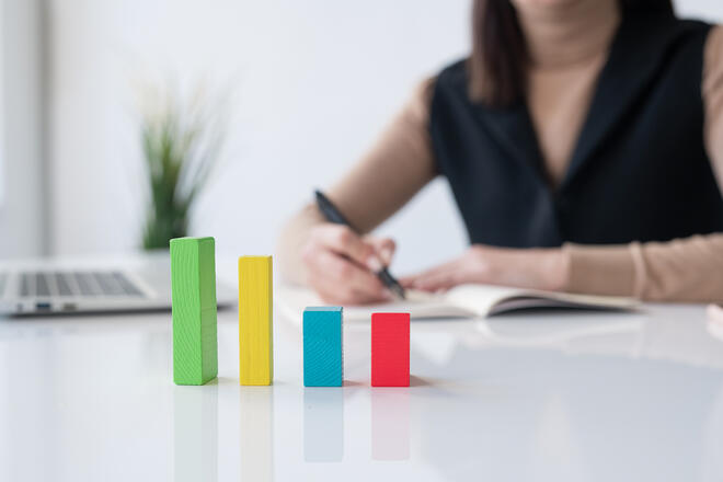 Zdjęcie główne wpisu na bloga wykres malejący