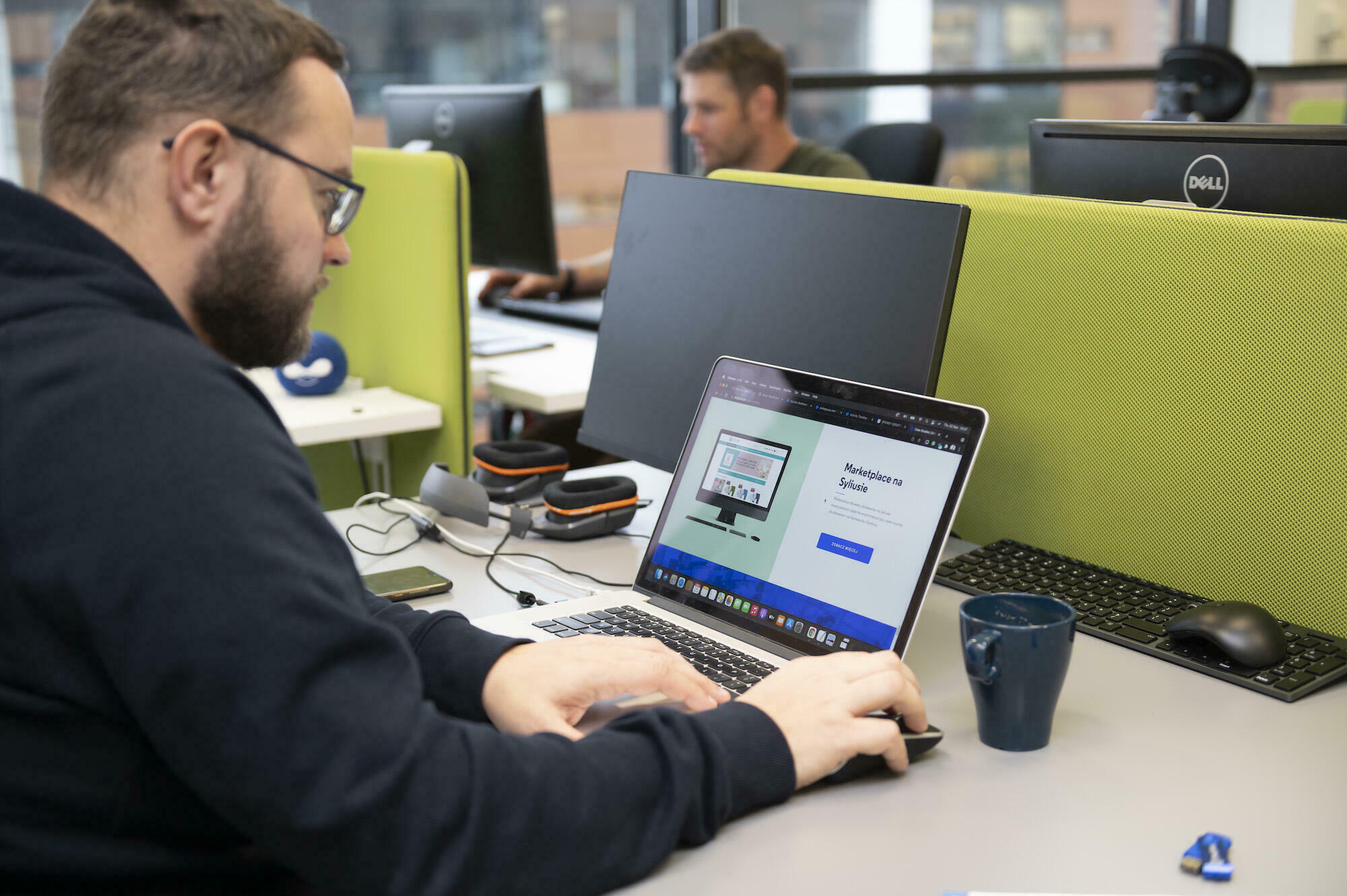 Jeśli planujesz zbudować system e-commerce, możesz wybrać technologię Sylius.