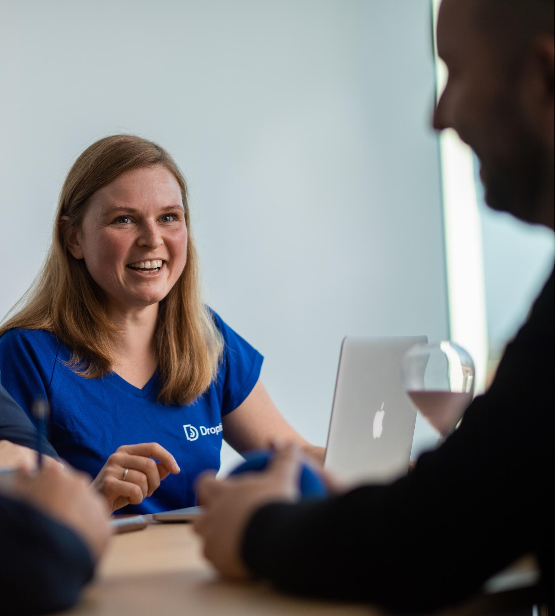 Zespół Droptica prowadzący warsztaty intranetowe z mapowaniem wymagań.